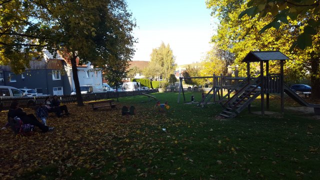Spielplatz Scheyern Sitzmöglichkeiten