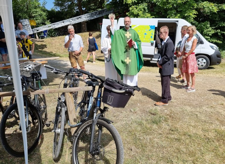 Gewerbeschau - Fahrradweihe Gewerbeschau - Fahrradweihe